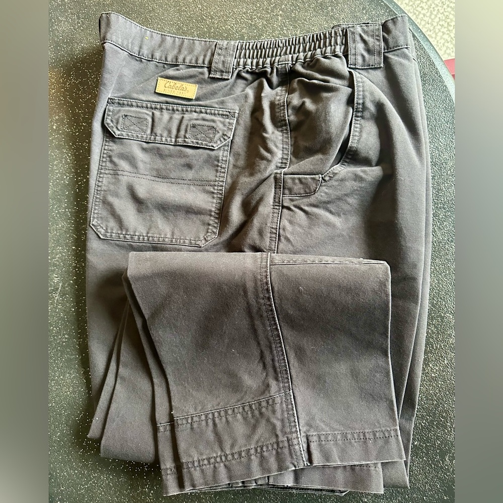 Men's Gray Cabela’s Pants W42 L 30